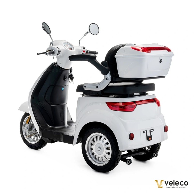 Veleco CRISTAL: scooter elettrico a tre ruote con illuminazione LED completa