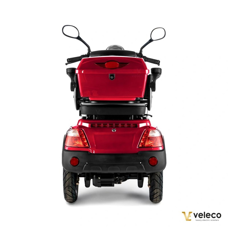 Veleco FASTER: scooter di mobilità a 4 ruote con design ace