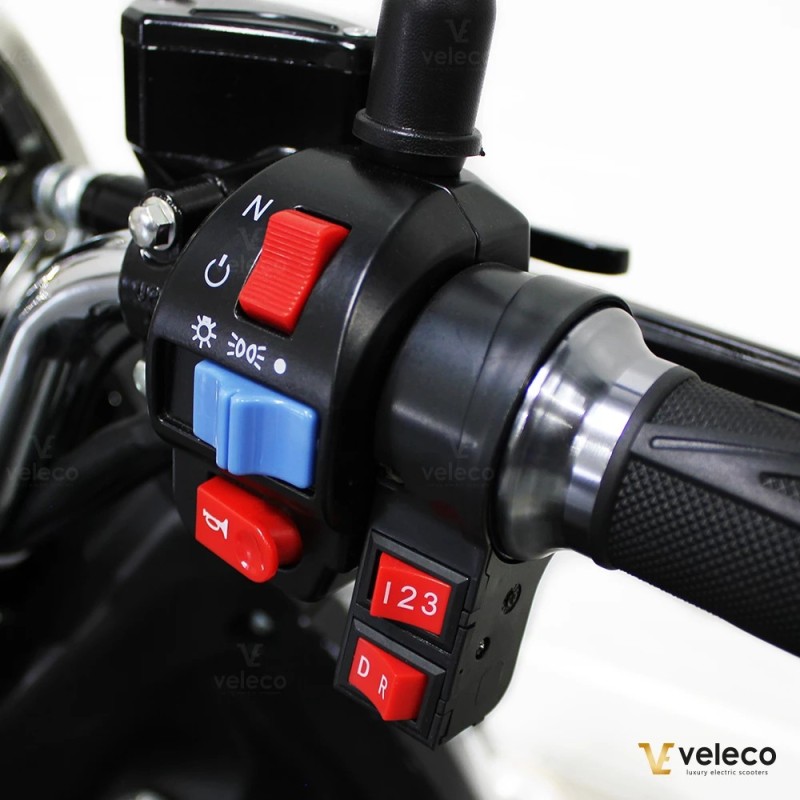 Veleco ZT63: scooter elettrico per disabili in stile retrò con funzioni moderne