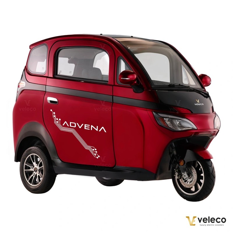 Veleco ADVENA: ciclomotore elettrico chiuso a 2 posti tipo auto