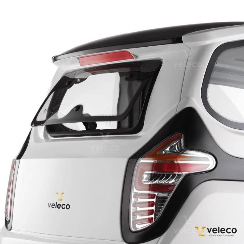 Veleco ADVENA: ciclomotore elettrico chiuso a 2 posti tipo auto