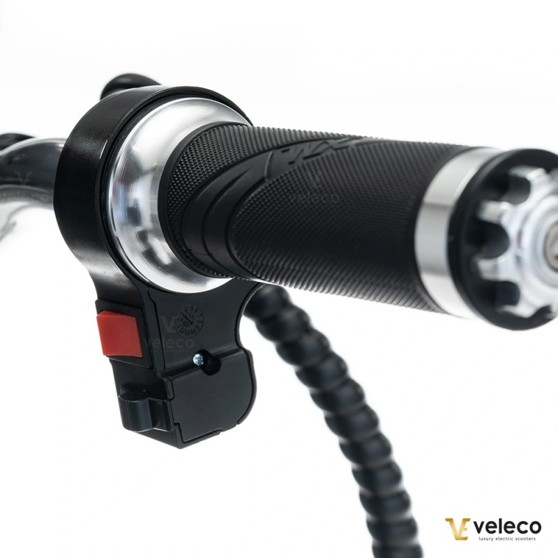 Veleco ZT16: scooter elettrico per disabili compatto a 3 ruote