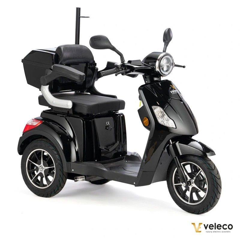 Veleco DRACO: scooter a 3 ruote con equipaggiamento supplementare