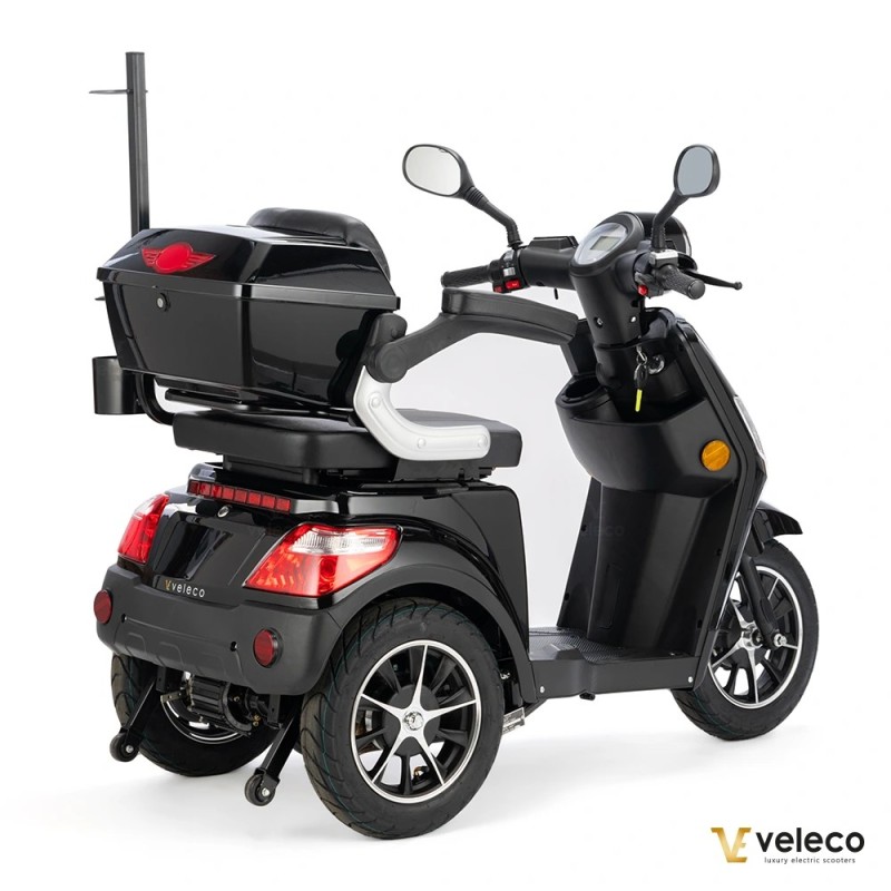Veleco DRACO: scooter a 3 ruote con equipaggiamento supplementare