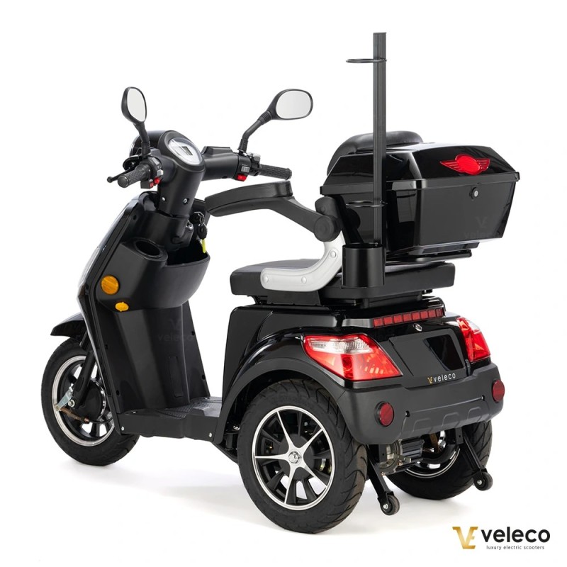 Veleco DRACO: scooter a 3 ruote con equipaggiamento supplementare