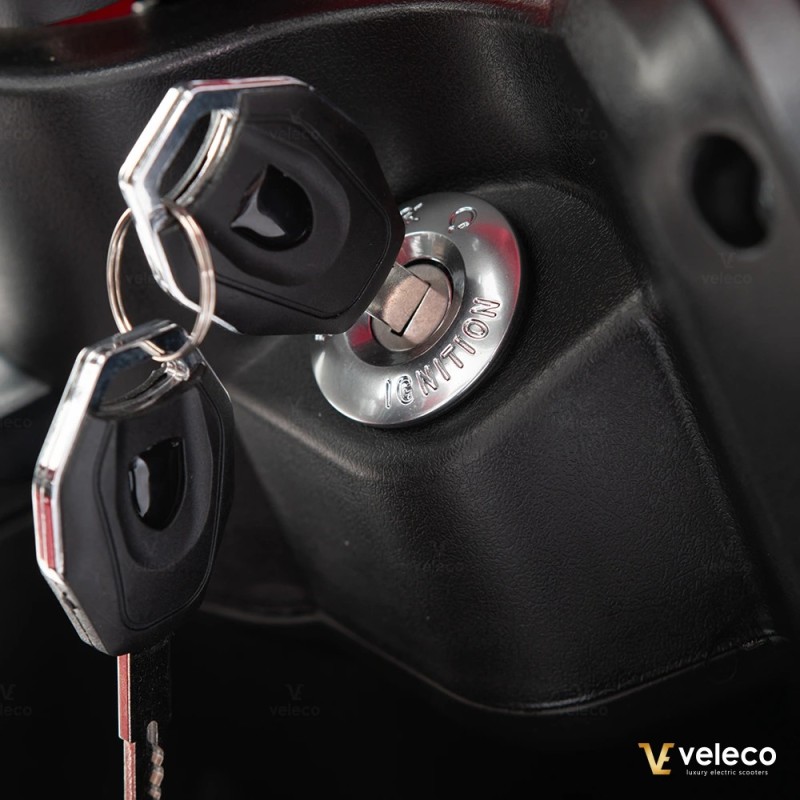 Veleco DRACO: scooter a 3 ruote con equipaggiamento supplementare