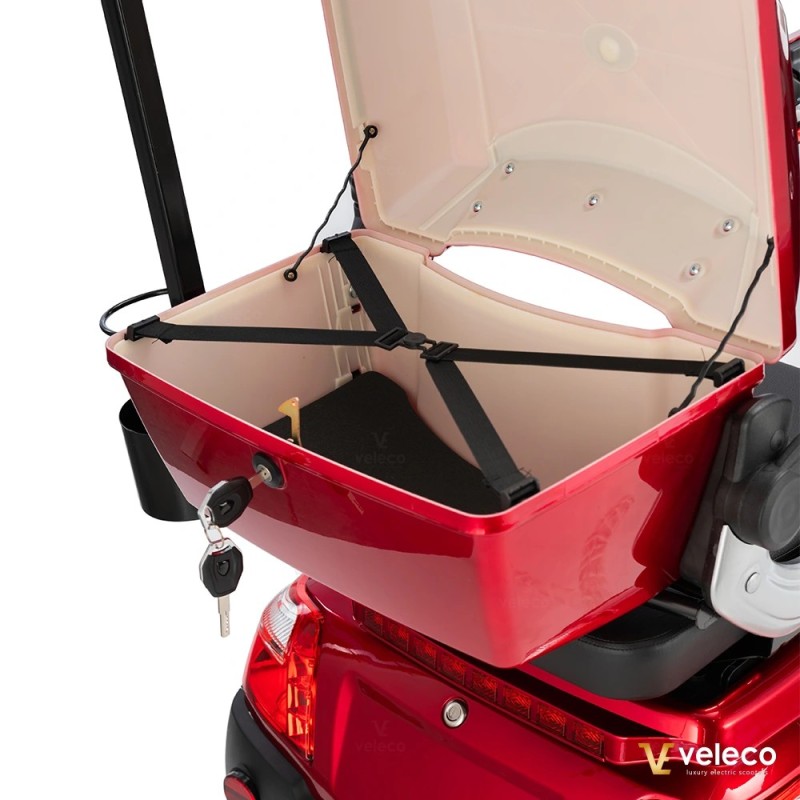 Veleco DRACO: scooter a 3 ruote con equipaggiamento supplementare